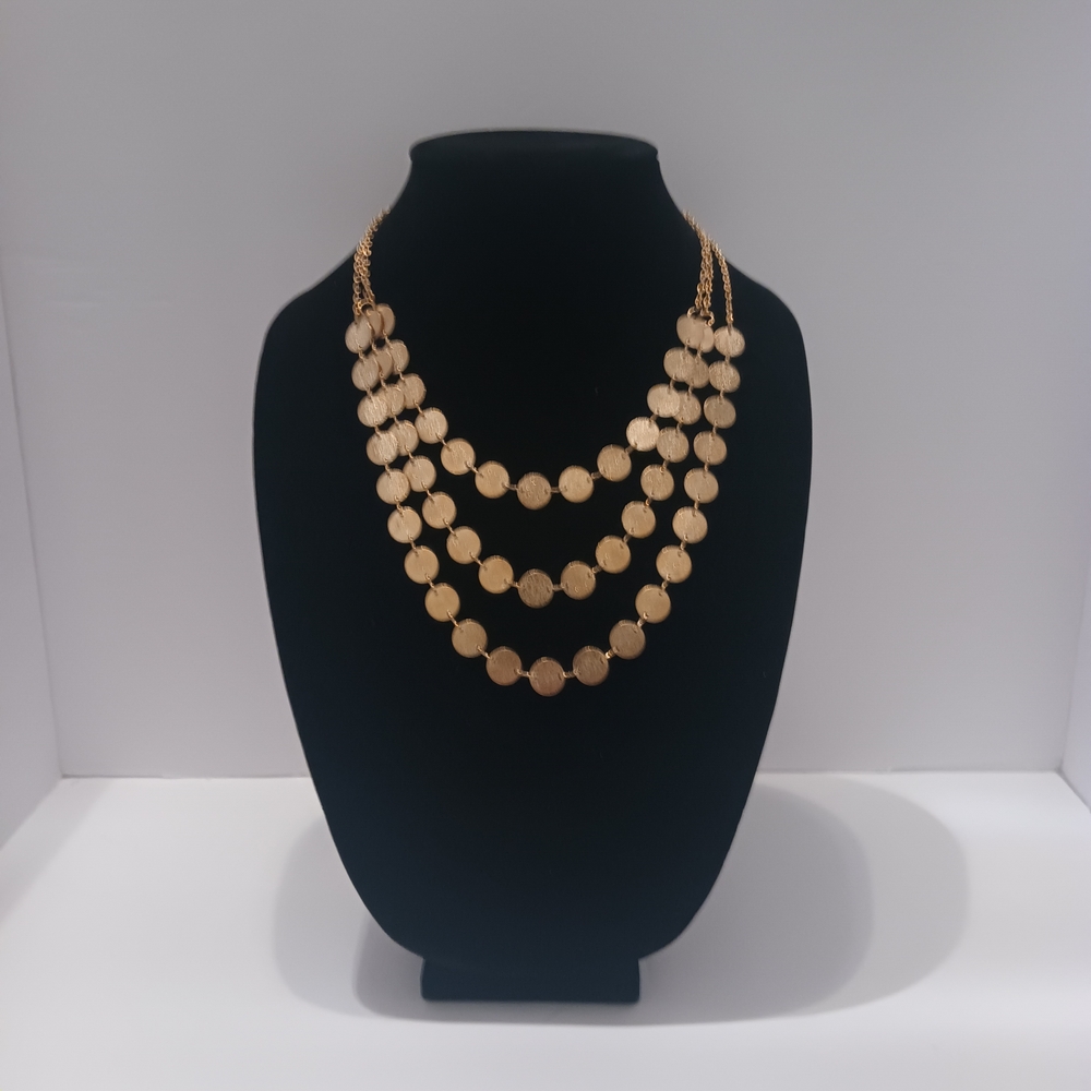 Chic Layered Gold Necklace